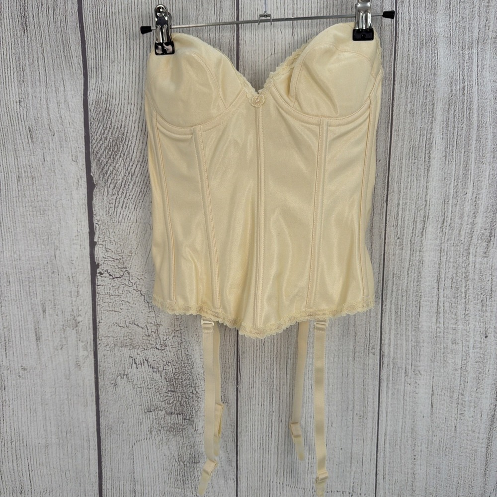 Carnival Longline Bra 32C Cream Satin Low Back Underwire Strapless Garters 303